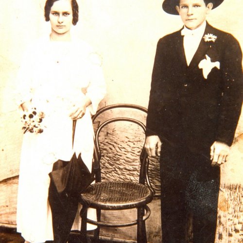 Casamento de José Pina e Margarida Gandolphi, década de 1930 (Acervo Casa da Memória Padre Gomes)