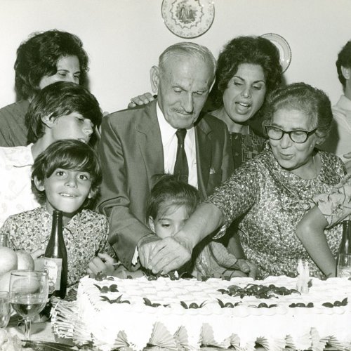 Comemorao dos 90 anos de idade de Miled com os familiares (Acervo Casa da Memria Padre Gomes) 