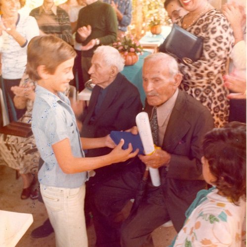 Entrega do Ttulo Cidado Jaguariunense para Pedro e Miled Hossri (Acervo Casa da Memria Padre Gomes) 