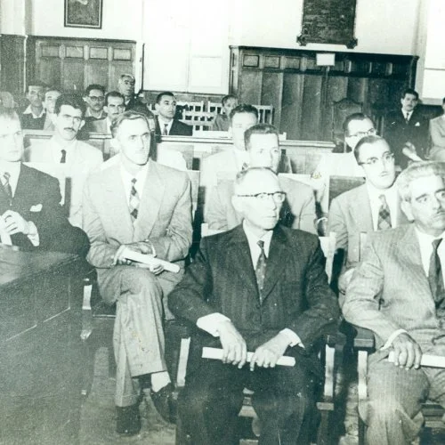 Joaquim Pires Sobrinho, o Quinzinho foi eleito o primeiro prefeito e Carlos Turato, vice. Eles tomaram posse em 1º de janeiro de 1955 (Acervo Casa da Memória)