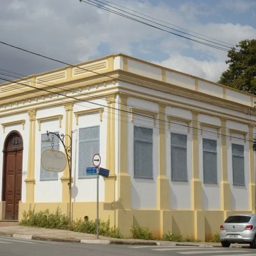 Casarão se transformou em pousada Vila Bueno e foi totalmente restaurado (Foto Gislaine Mathias)

