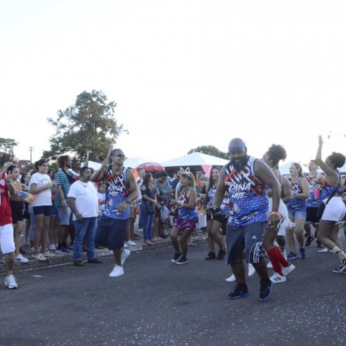 Pegada da On�a e Desfile de Blocos 