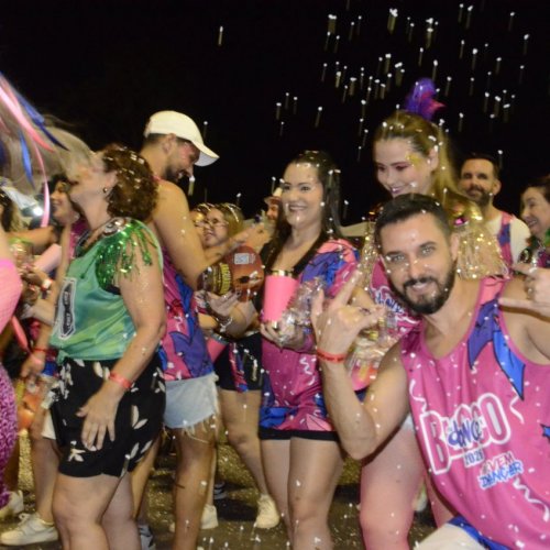 Pegada da On�a e Desfile de Blocos 