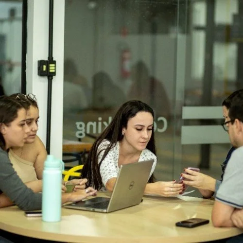 UniFAJ realiza orientação gratuita para contribuintes sobre a declaração do Imposto de Renda 
