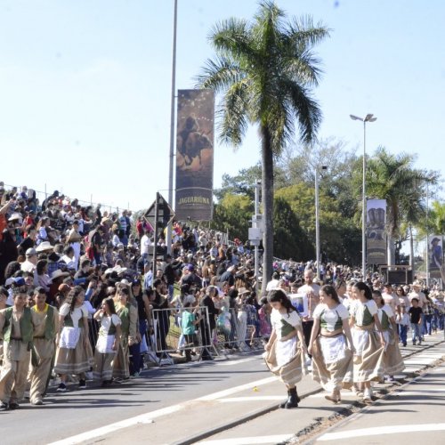 Alunos na Cavalaria Antoniana 