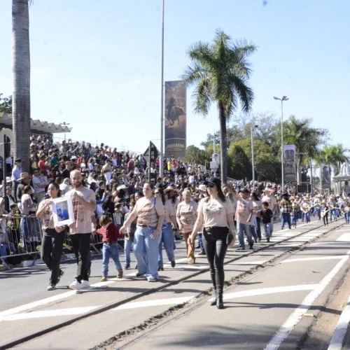 Alunos na Cavalaria Antoniana 