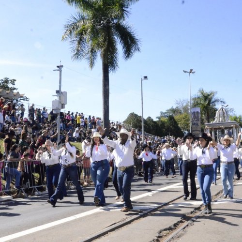 Alunos na Cavalaria Antoniana 