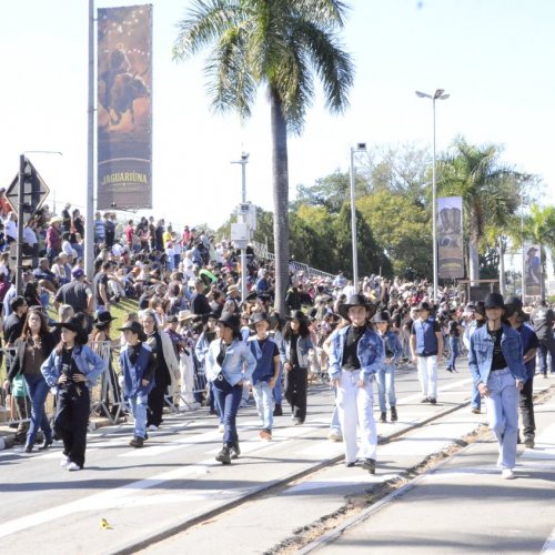 Alunos na Cavalaria Antoniana 
