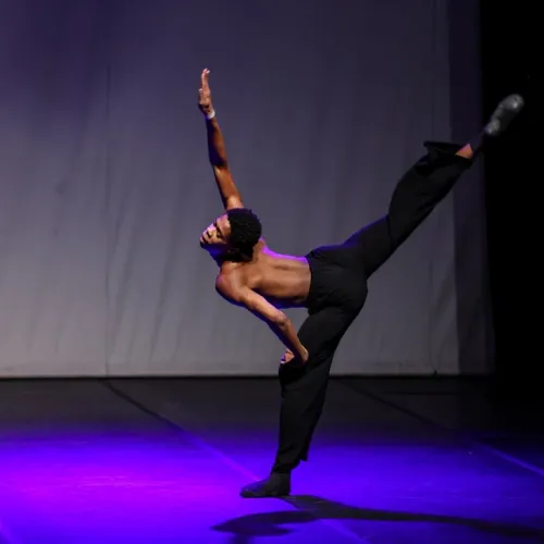 Bailarino de Jaguariúna vence Prêmio Internacional de Dança