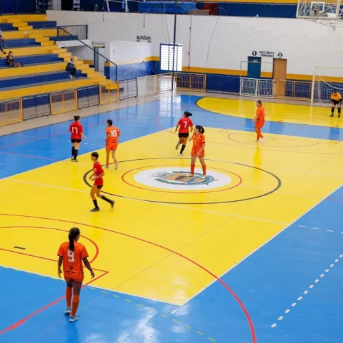 Copa Jaguariúna de Futsal Feminino define os semifinalistas