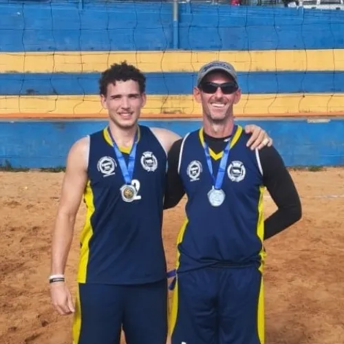 Duplas jaguariunenses são pódios na Copa de Vôlei de Praia