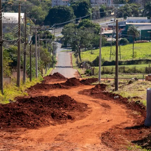 Mobilidade inicia obras de pavimentação da Estrada da Servidão