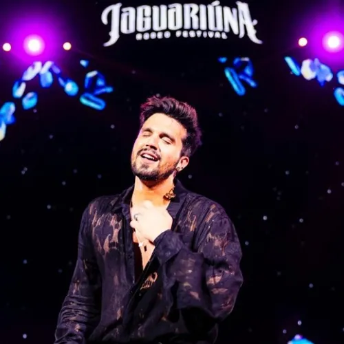 Luan Santana canta no dia 26 de setembro no Jaguariúna Rodeo Festival