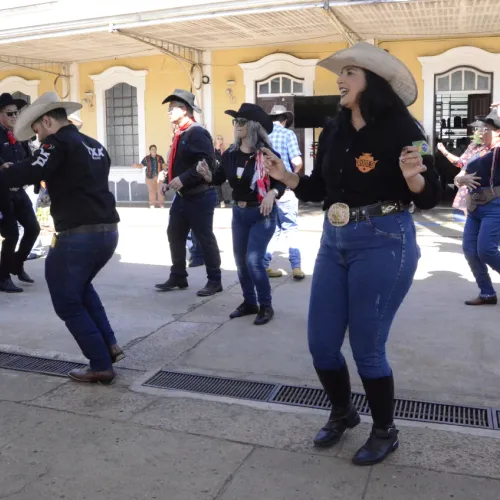 Domingo tem Dança Country com os alunos da Escola das Artes