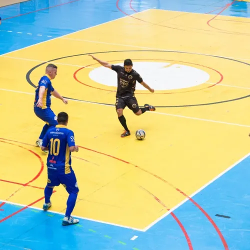 Campeonato de Futsal Amador começa com 73 gols em 12 jogos