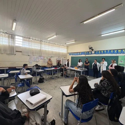 Saúde na Escola aborda prevenção da obesidade na adolescência