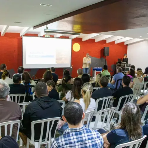 Viva o Centro Jaguariúna é apresentado para comerciantes