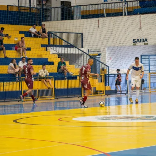 Dois jogos pela Taça de Ouro acontecem nesta quarta-feira no Azulão