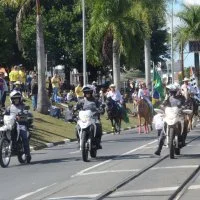 desfile cavalos 
