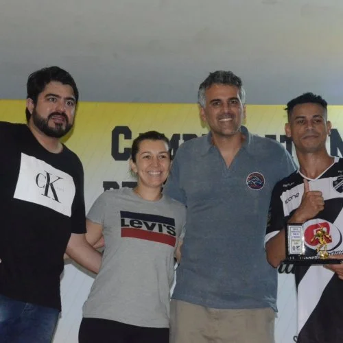 Ta?a de Ouro 