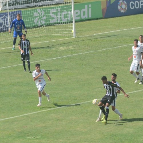 Figueirense e Trindade Copinha 