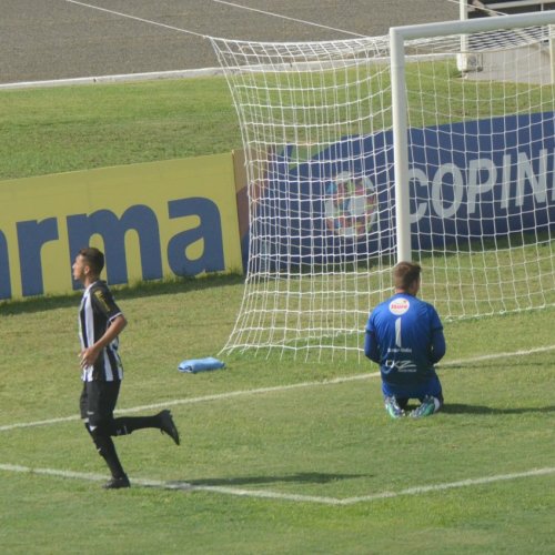 Figueirense e Trindade Copinha 