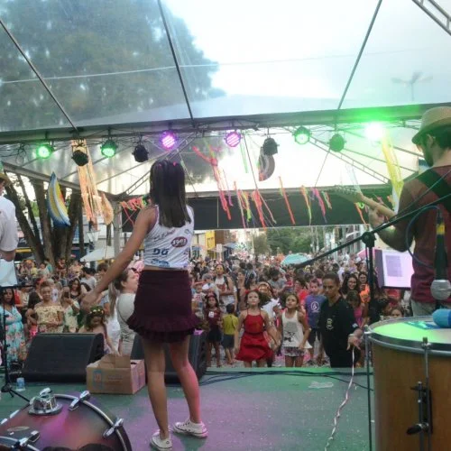 Folia Jaguari?na